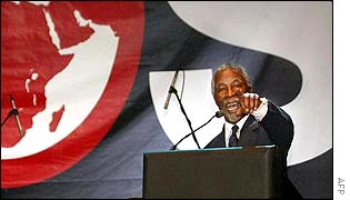 Thabo Mbeki at the Save the Planet concert in Johannesburg 