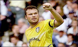 Mark Viduka adds a third for Leeds