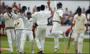 Disaster for Key as Kumble strikes