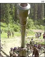 Indian army prepares to fire across LoC