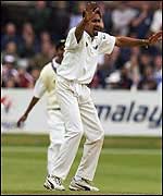 Anil Kumble dismisses Andy Caddick