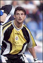 Ricardo seals a move to Old Trafford