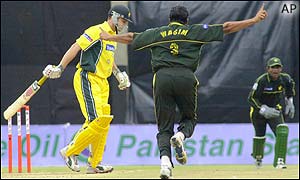 Adam Gilchrist perishes in the ninth over, caught behind by Azhar Mahmood off the bowling of Wasim Akram