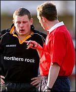 Referee Steve Leyshon