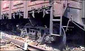 Train derailed at cannibalised points 