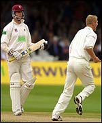 Hoggard runs to thank catcher Michael Vaughan