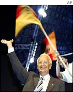 Edmund Stoiber at a campaign rally in Duesseldorf 
