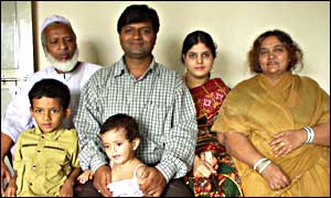 The family including Fatima, Muazzamil and in-laws.