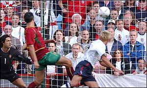 Smith puts England in front