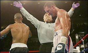 Referee Jay Nady ends the bout halfway through round six 