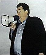 Rick Rescorla directs the evacuation of the South Tower