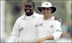 Mark Alleyne, Mike Smith