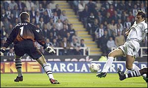 Mark Viduka opens the scoring for Leeds after five minutes