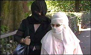 Farzana Akbar (right)