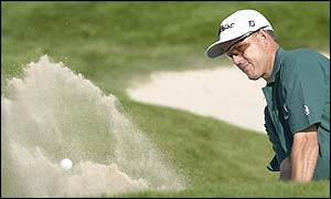 Stephen Leaney overhauls overnight leader Paul Casey