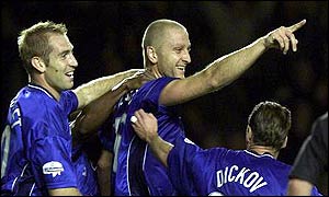 Matt Elliott scores for the Foxes