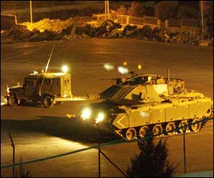 Israeli tank in Ramallah
