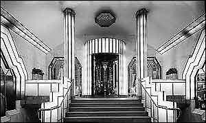 The Strand Palace foyer 