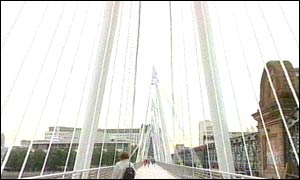 Hungerford Bridge