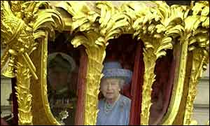 Queen Elizabeth II in gold carriage at golden jubilee celebrations