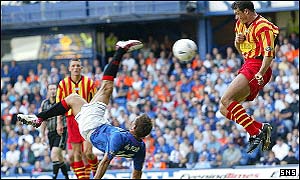 Ronald de Boer scores Rangers' second goal