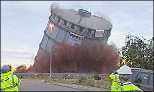Gasomoter at Coventry is demolished