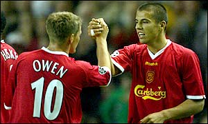 Baros takes the congratulations of his strike partner Michael Owen
