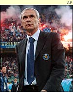 Inter Milan's Hector Cuper