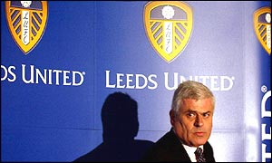 Peter Ridsdale at a press conference 