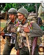 Sri Lanka soldiers
