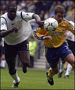 Bolton's Ricketts tussles with Southampton's Bridge