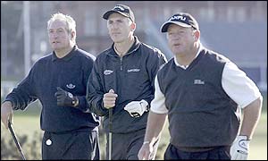 Welsh trio Gareth Edwards joins fellow countrymen Phillip Price and Ian Woosnam at ther Dunhill Links tournament 