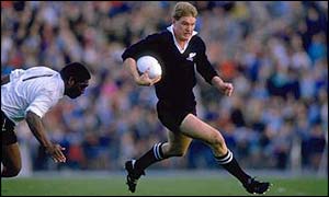 John Kirwan in action for the New Zealand All Blacks