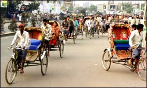 Traffic on Dhaka street
