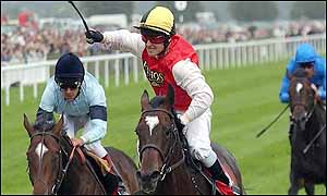 Bollin Eric wins the St Leger