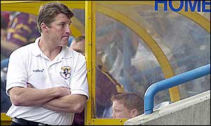 Huddersfield coach Tony Smith