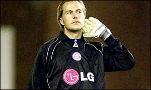 Leicester City goalkeeper Ian Walker 
