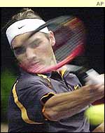 Roger Federer in action in Vienna