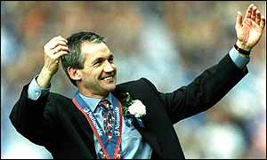 George Burley celebrates reaching the Premiership via the play-offs