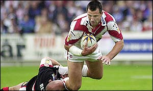 Paul Sculthorpe in action for St Helens