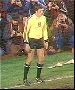 Wales goalkeeper Dai Davies prepares for Don Masson's penalty
