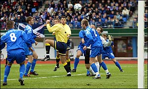 Christian Dailly heads Scotland into the lead in Reykjavik