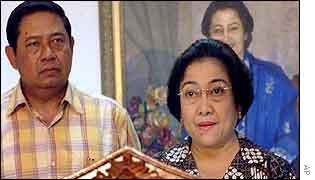 President Megawati and Security Minister Susilo Bambang Yudhoyono