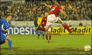 England's first goal against Slovakia