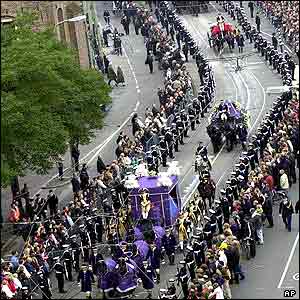 Procession moves through the streets of The Hague
