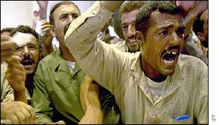 Voters in Iraq's Najaf Province