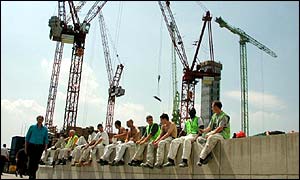 Construction workers taking a break at Canary Wharf