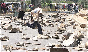 Political problems are dogging Zimbabwe