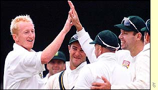 SA celebrate as Hayward removes Omar