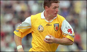 Gregory O'Kane's goal and points helped Dunloy reached the Ulster hurling final